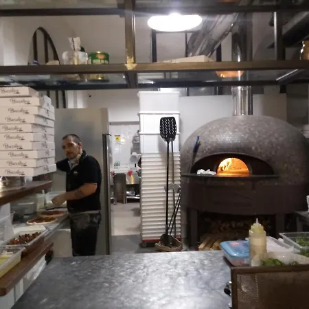 Nocleg ze śniadaniem Mansarda Caserta