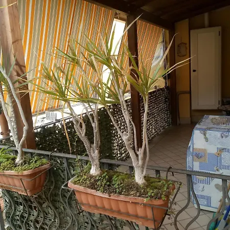 Mansarda Nocleg ze śniadaniem 3*