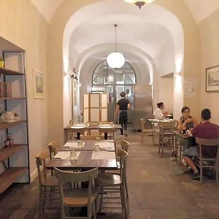 Mansarda 3* קאסרטה