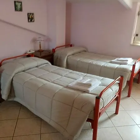 Mansarda 3* קאסרטה